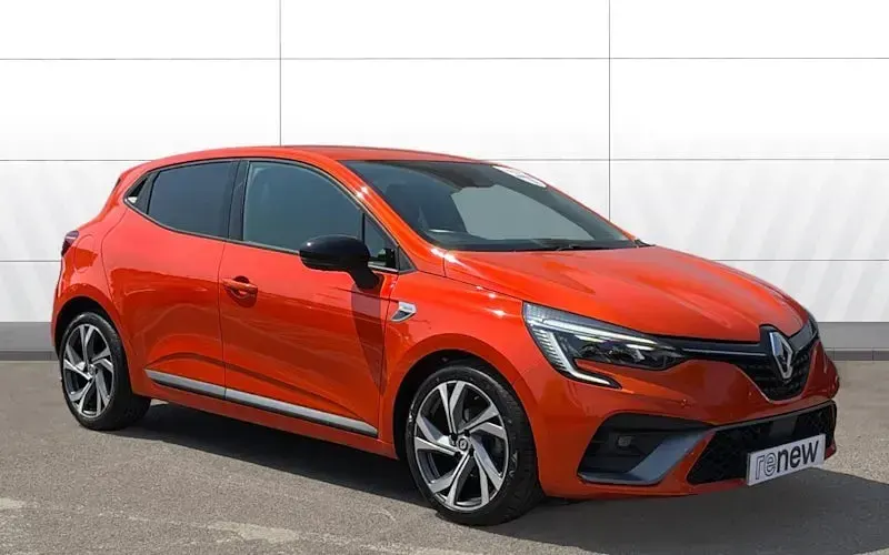 Used Renault Clio RS Line 90 HP (66 kW) 2023 Hatchback