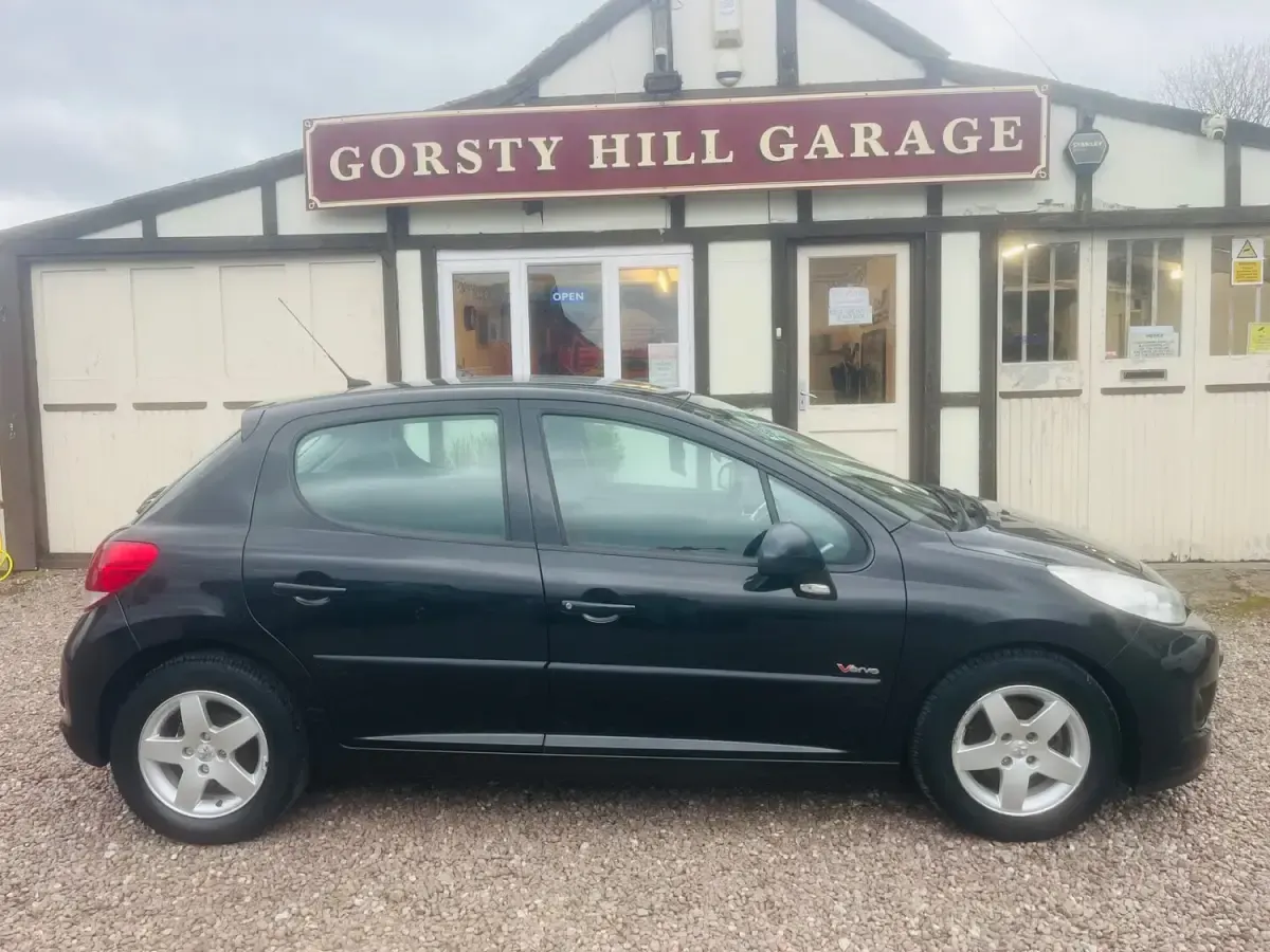 Used Peugeot 207 2010 Black Hatchback