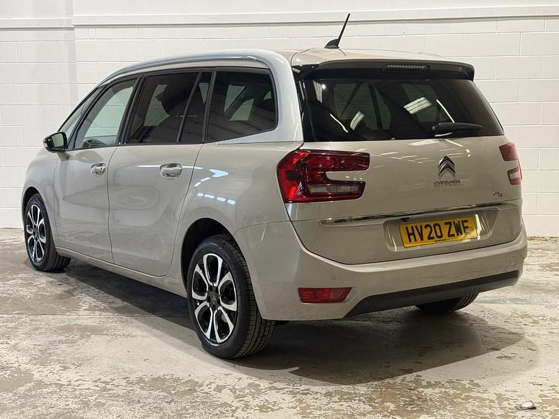 Używany Citroën C4 SpaceTourer Feel 127 KM (93 kW) 2020 Brązowy Minivan