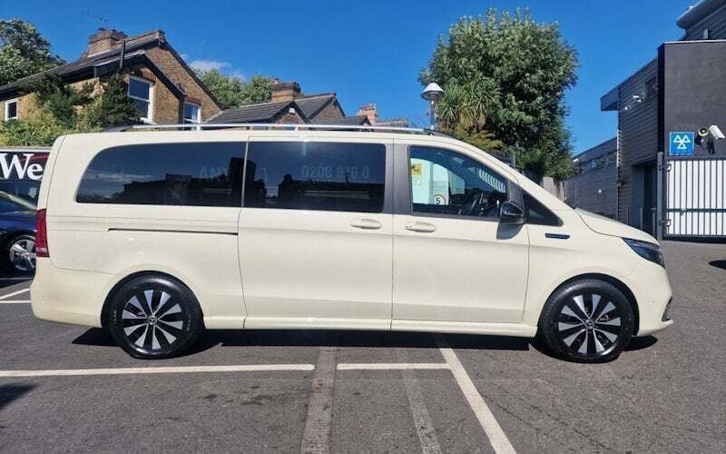 Used Mercedes EQV300 Premium 150 kW (204 HP) 2023 Estate