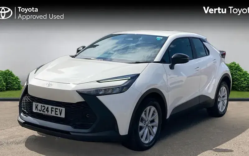 Used Toyota C-HR 140 HP (102 kW) 2026 SUV