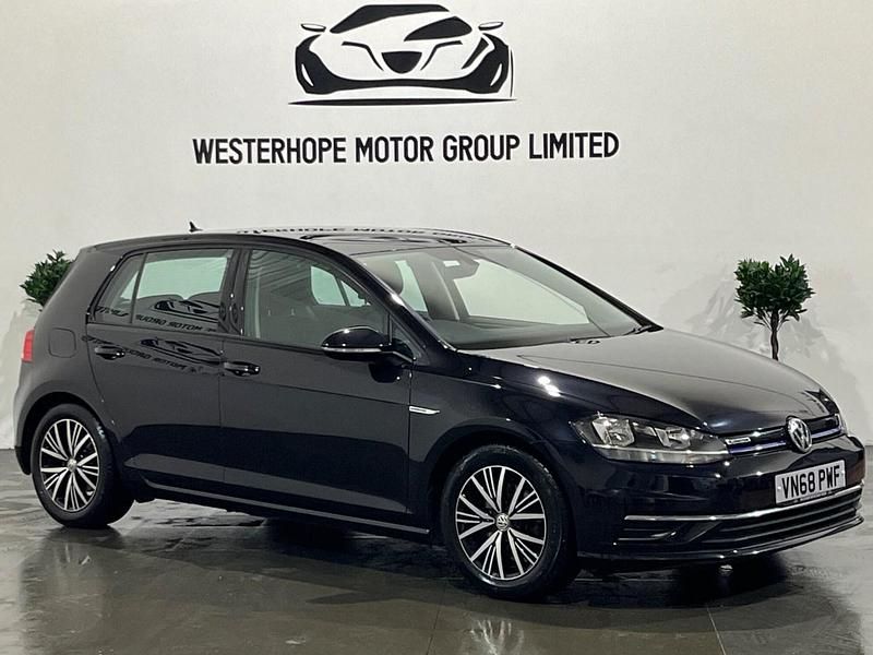 Black Used 2018 VW Golf VII SE Hatchback | £10,000 (Fair price) - Image 1/4