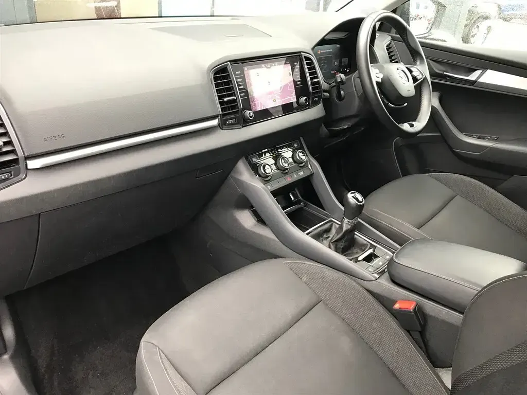 Used Skoda Karoq SE Drive 150 HP (110 kW) 2023 Grey SUV