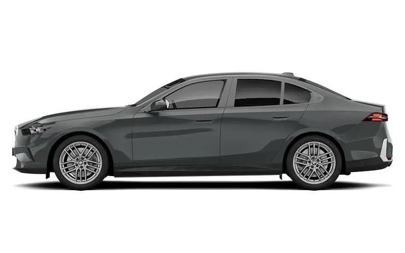 New 2026 BMW 550e M Sport Sedan | £81,179 (Good price) - Image 1/1