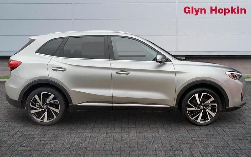 Usado MG ZS Trophy 196 HP (144 kW) 2026 SUV