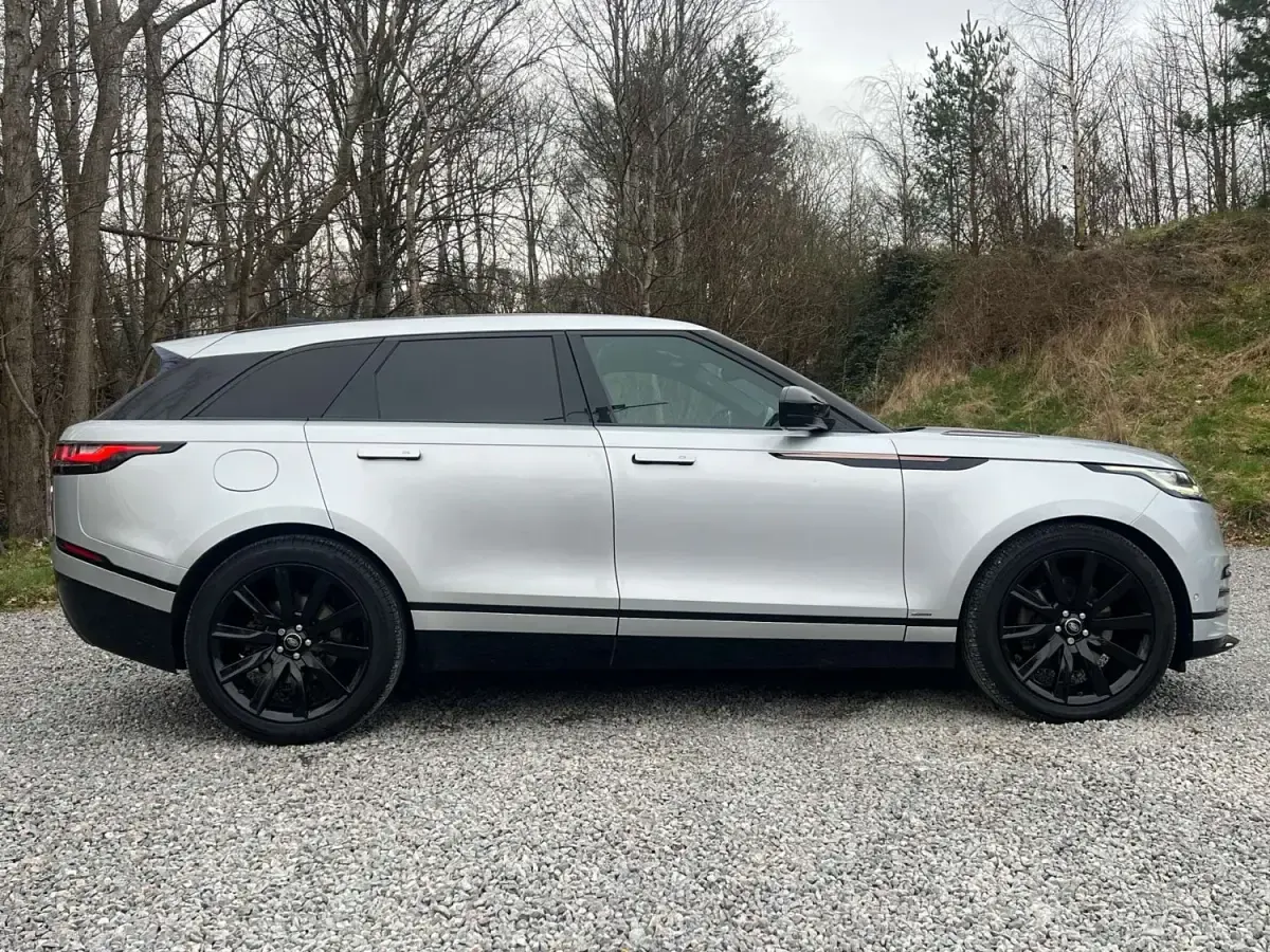Usado Land Rover Range Rover Velar HSE Dynamic 300 CV (220 kW) 2017 Plateado SUV