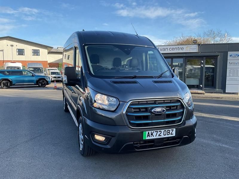 Usado Ford Transit Trend 135 kW (184 CV) 2022 Gris Van