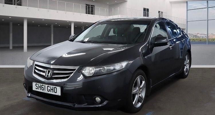Używany Honda Accord EX 156 KM (114 kW) 2012 Szary Sedan/Limuzyna