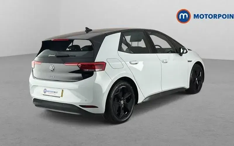 Used VW ID.3 Pro 150 kW (204 HP) 2021 White Hatchback