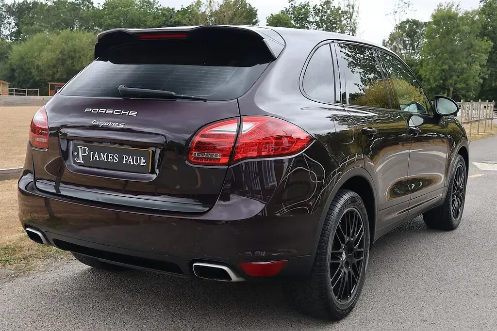 Used Porsche Cayenne S 2010 Mauve/purple SUV