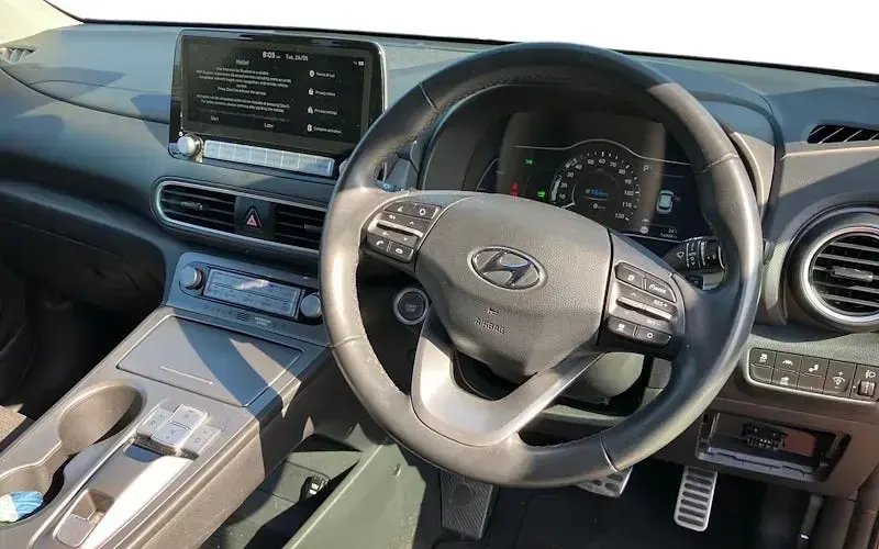 Used Hyundai Kona Premium 100 kW (136 HP) 2022 Orange SUV