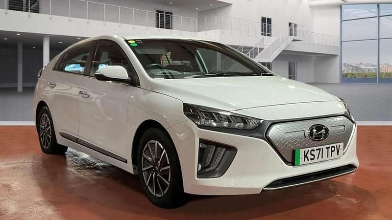 Used Hyundai Ioniq Premium 100 kW (136 HP) 2022 White Hatchback