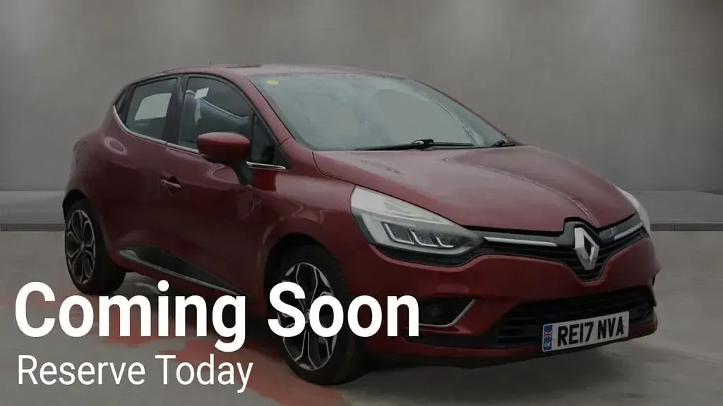 Used Renault Clio Dynamique 90 HP (66 kW) 2017 Red Hatchback