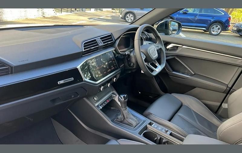 Used Audi Q3 Black Edition 150 HP (110 kW) 2025 Blue SUV