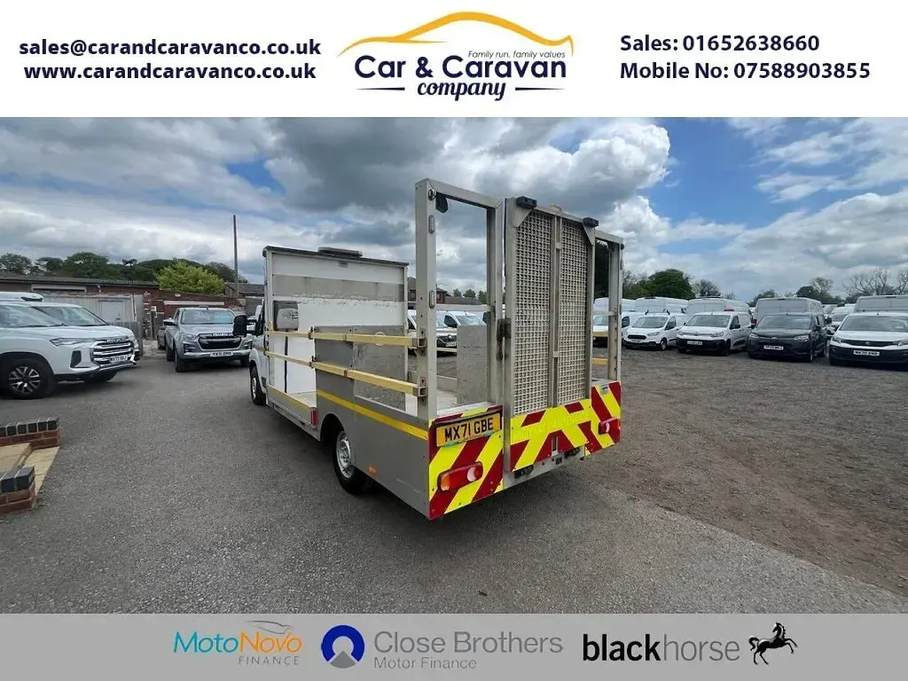 Used Peugeot Boxer Premium 2022 White Van