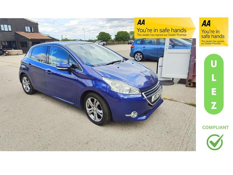 Used Peugeot 208 Allure 2015 Blue Hatchback