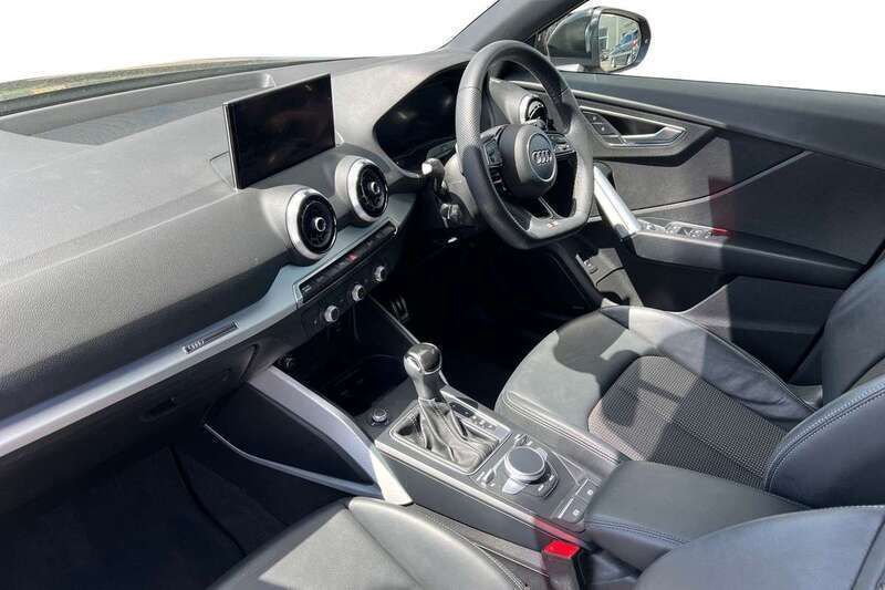 Image 2/4
