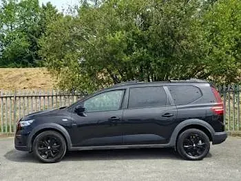 Used Dacia Jogger Extreme 109 HP (80 kW) 2022 Black MPV