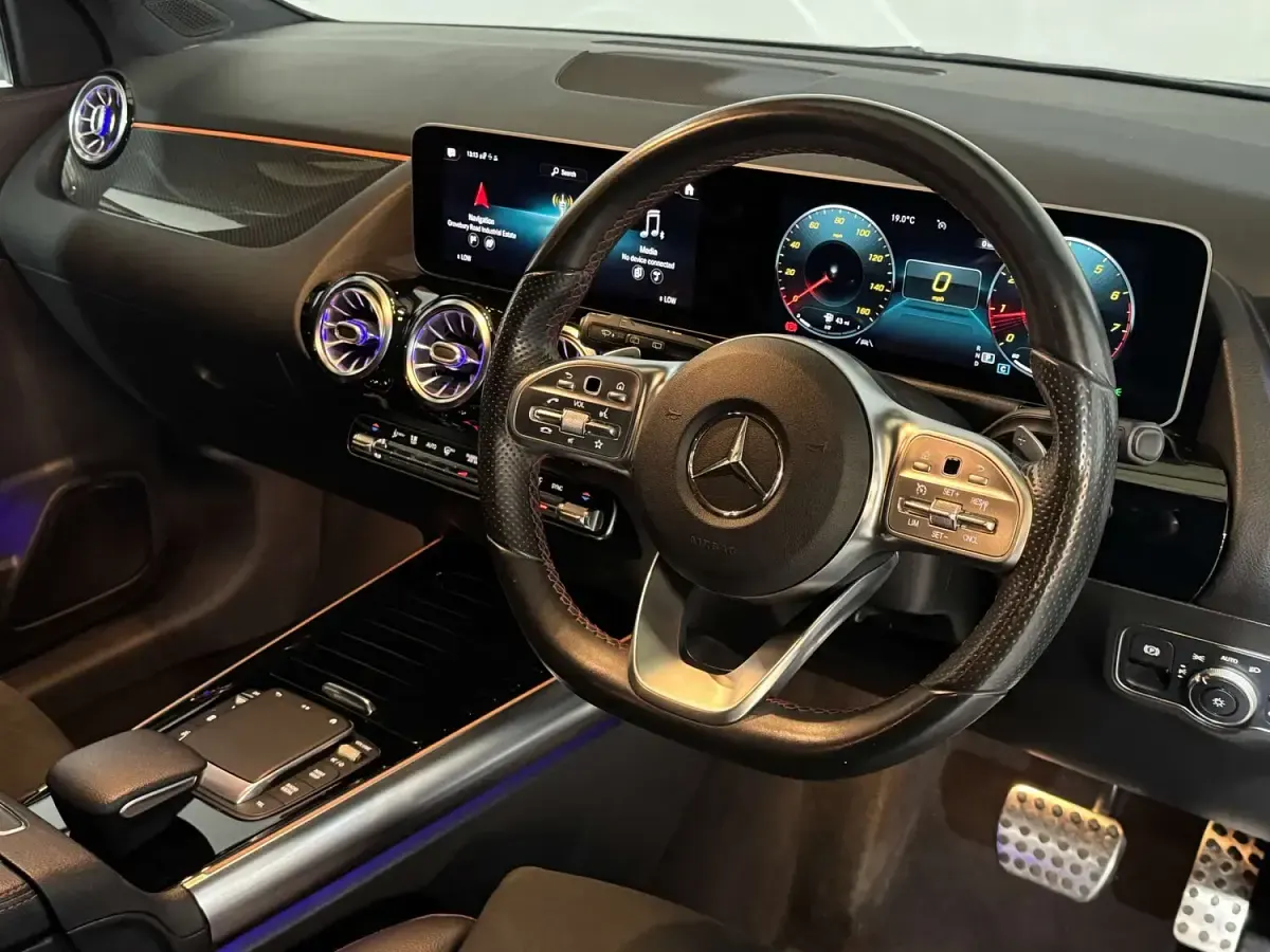 Used Mercedes GLA200 AMG Line Premium 163 HP (119 kW) 2020 Grey SUV