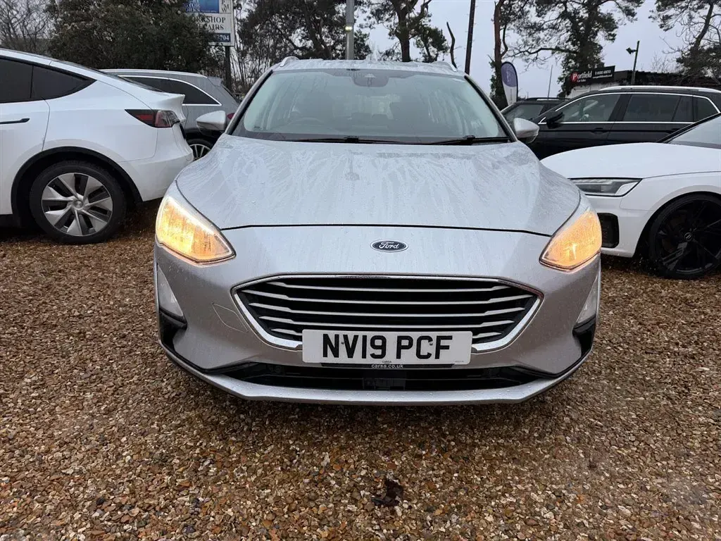 Usado Ford Focus Zetec 120 HP (88 kW) 2019 Branco Carrinha