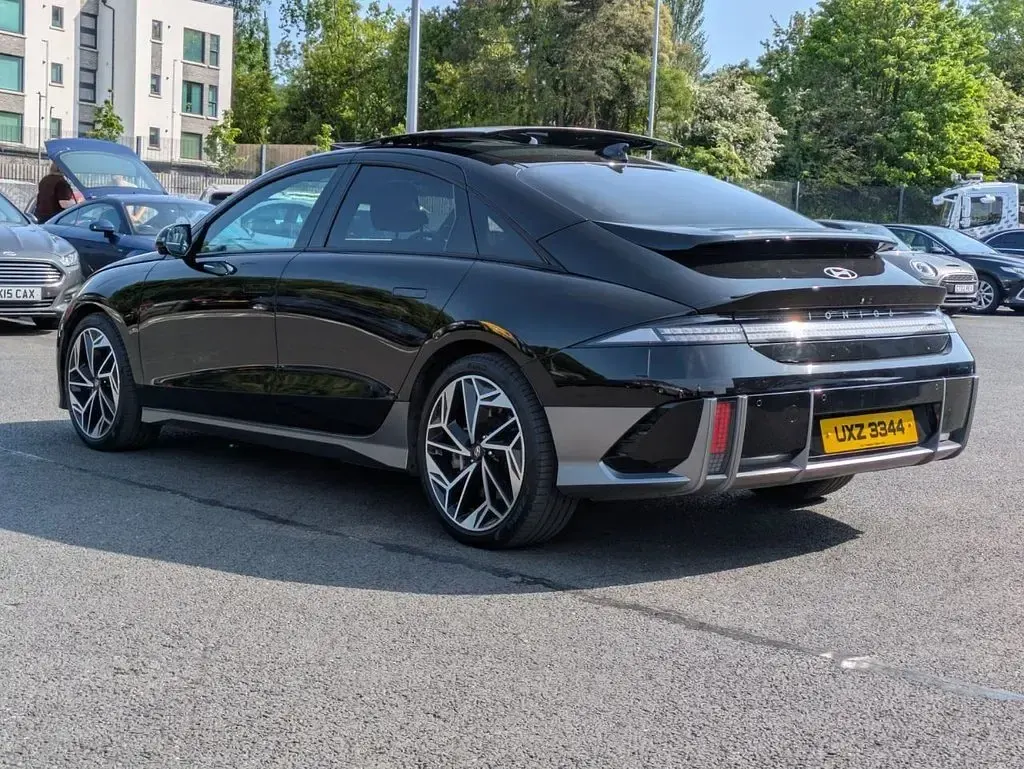 Usado Hyundai Ioniq 6 Premium 167 kW (228 HP) 2024 Preto Sedan