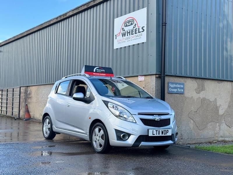Silver Used 2011 Chevrolet Spark LT Hatchback | £2,295 (Fair price) - Image 1/4