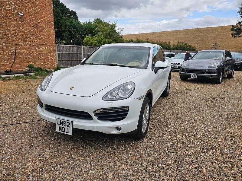 White Used 2025 Porsche Cayenne SUV | £19,995 - Image 1/4