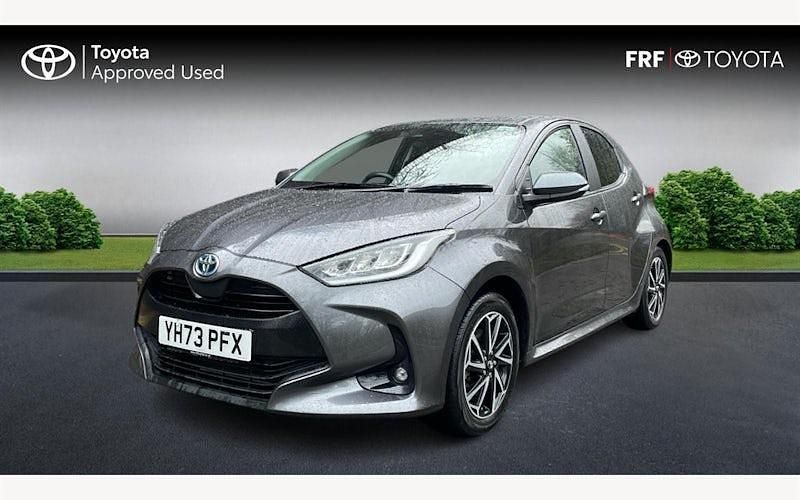 Used Toyota Yaris Hybrid Design 116 HP (85 kW) 2025 Hatchback