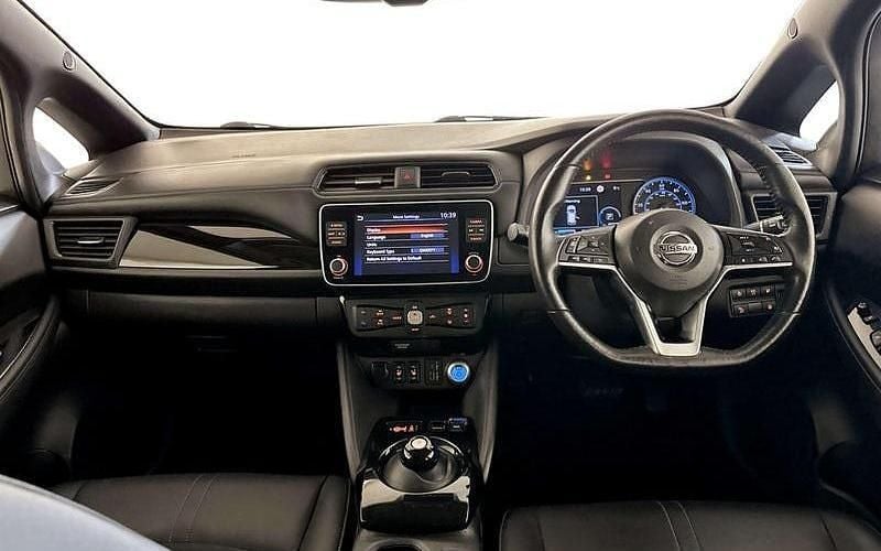 Used Nissan Leaf N-Connecta 110 kW (150 HP) 2021 Hatchback