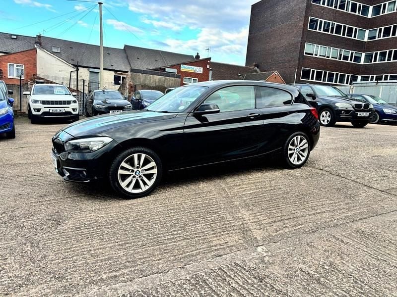 Used BMW 116 Sport Line 2016 Black Hatchback