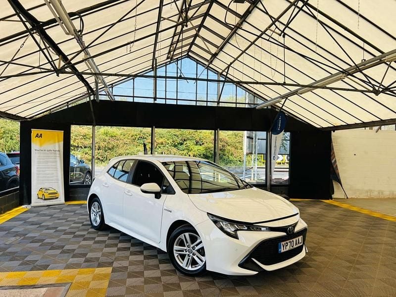 White Used 2020 Toyota Corolla Hatchback | £11,246 (Super price) - Image 1/3