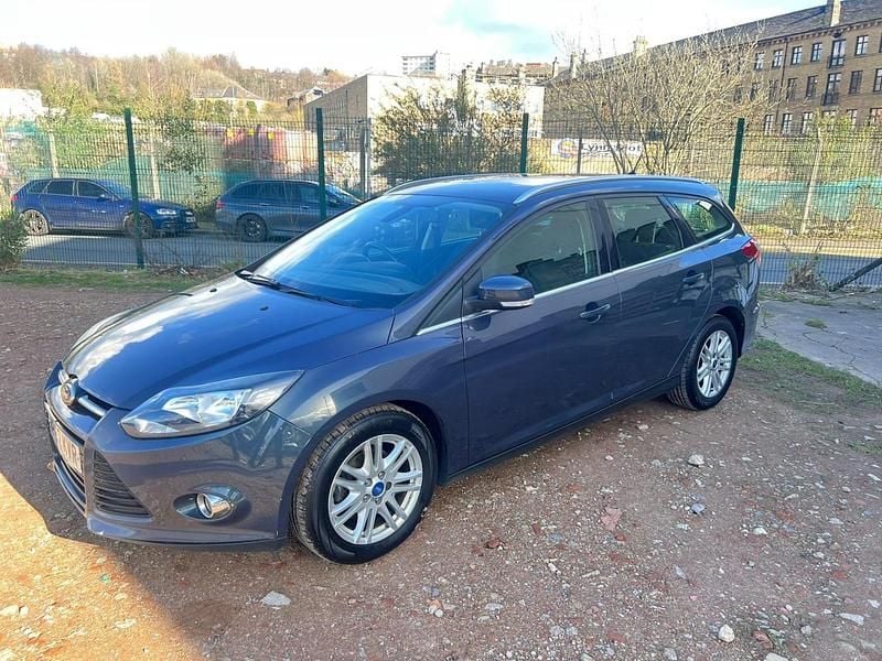 Used Ford Focus Titanium 2013 Grey Estate