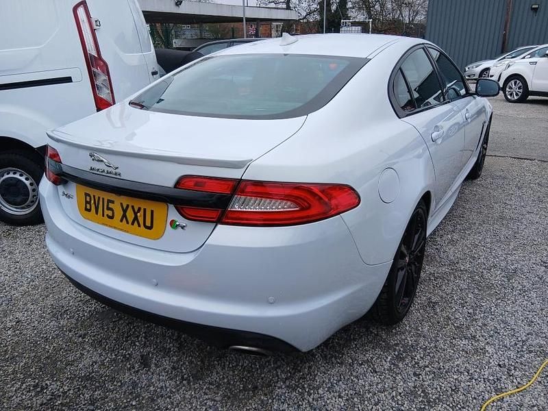 Used Jaguar XF R-Sport 200 HP (147 kW) 2015 White Sedan