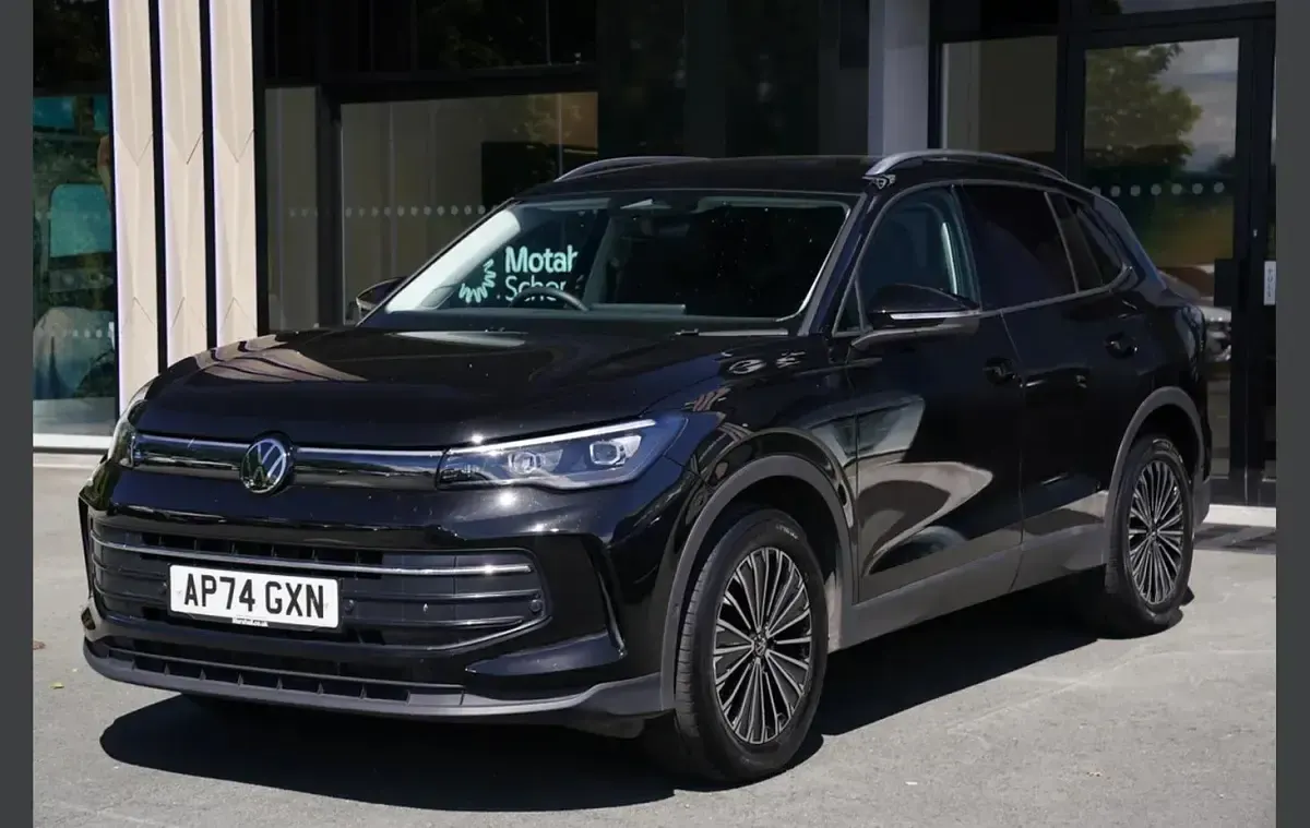 Used VW Tiguan Match 128 HP (94 kW) 2025 Black SUV