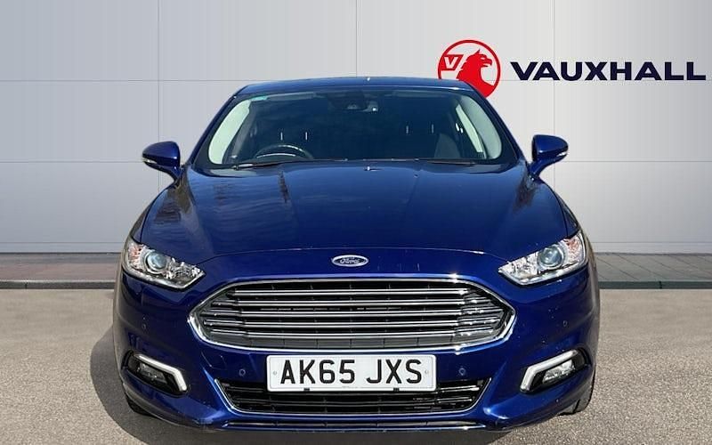 Used Ford Mondeo Titanium 160 HP (117 kW) 2016 Blue Hatchback