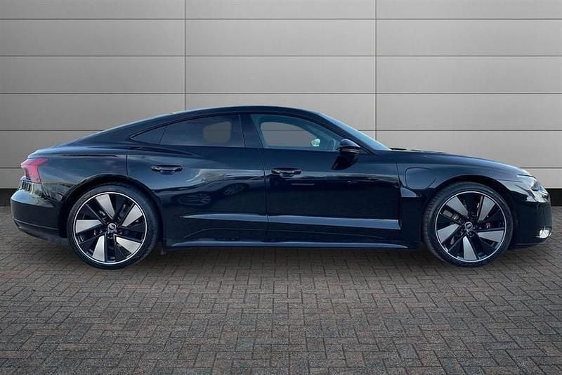 Used Audi e-tron GT quattro Design 475 kW (646 HP) 2023 Mythos black Sedan