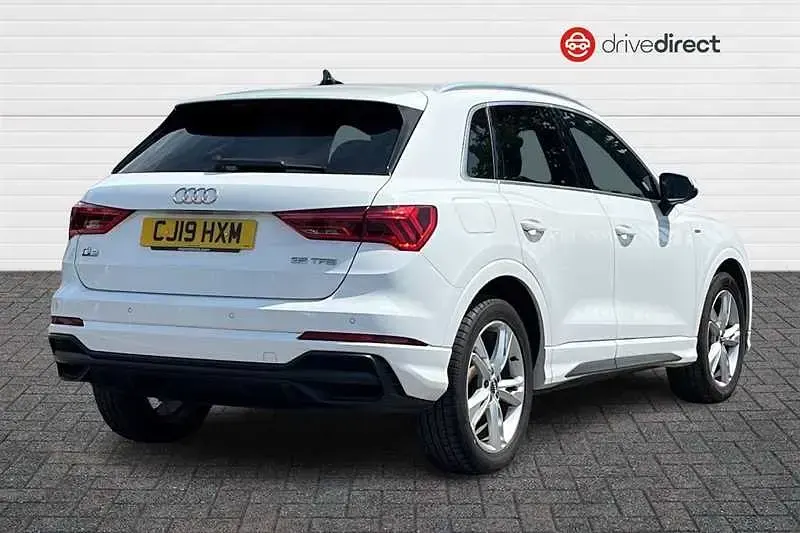 Used Audi Q3 S-Line 150 HP (110 kW) 2019 White SUV