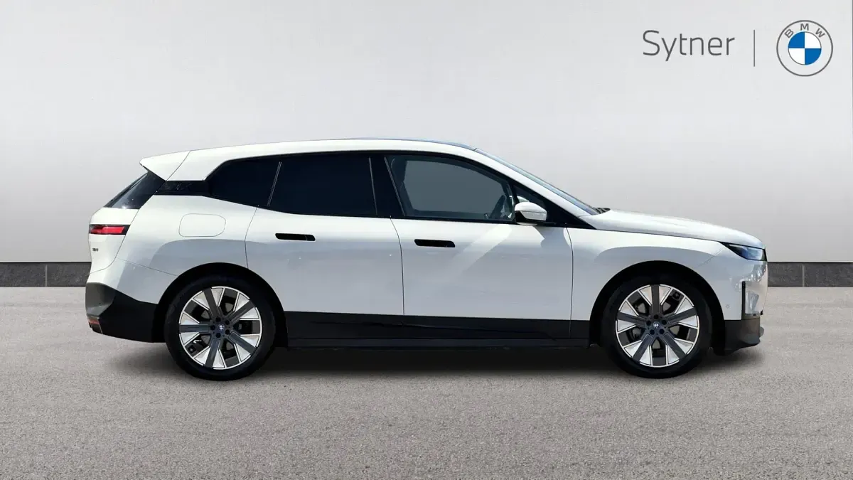 Used BMW iX Sport Line 236 kW (322 HP) 2022 White SUV