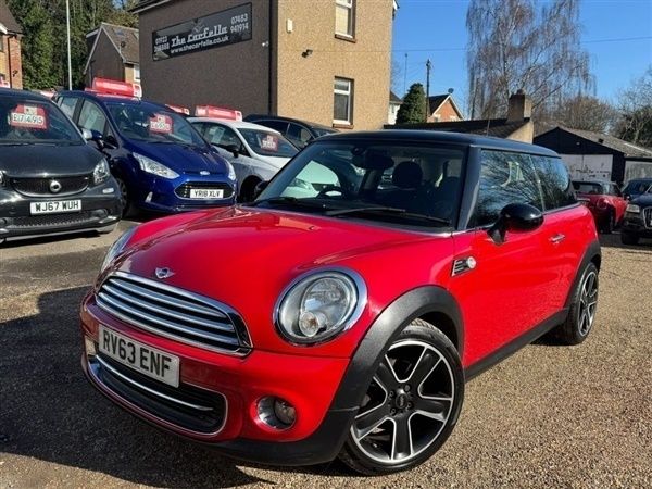 Red Used 2013 Mini Cooper Hatch Hatchback | £6,995 (Good price) - Image 1/1