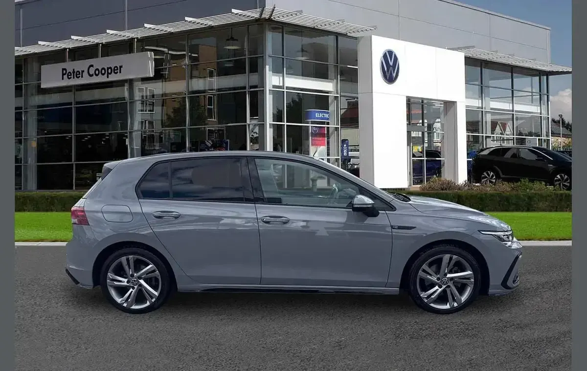 Used VW Golf VIII R-line 147 HP (108 kW) 2024 Grey Hatchback
