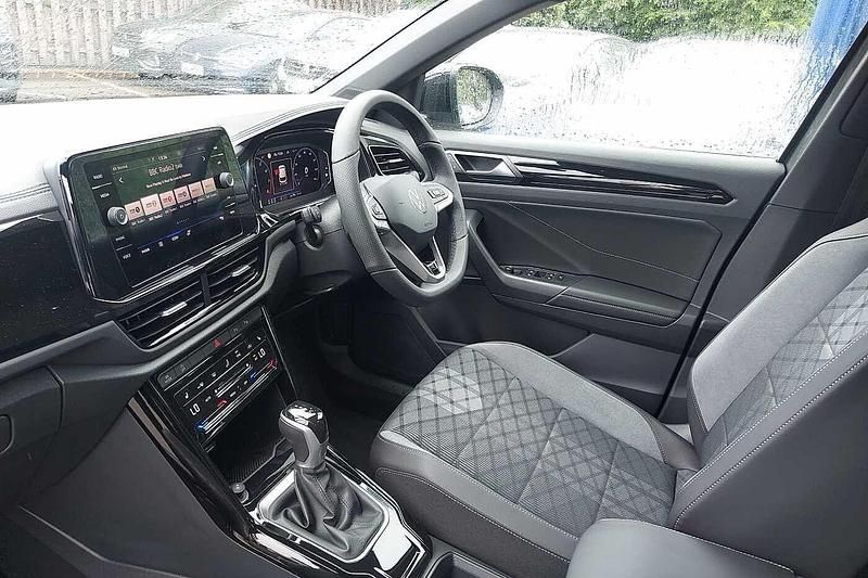 Used VW T-Roc Black Edition 150 HP (110 kW) 2025 Grey SUV