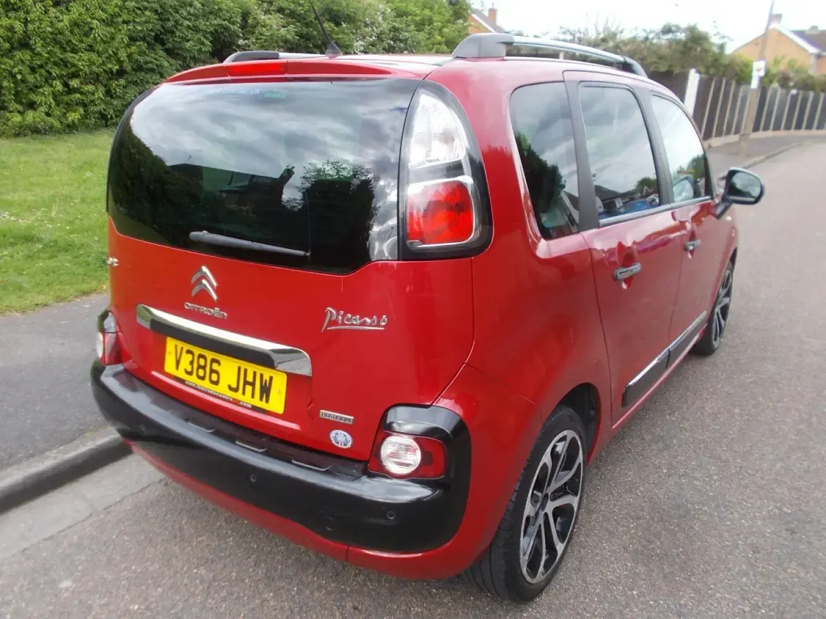 Usado Citroën C3 Picasso Platinum 100 HP (73 kW) 2016 Vermelho Monovolume
