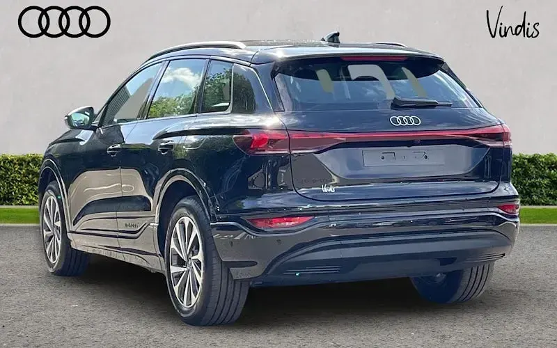 New Audi e-tron Sport 185 kW (252 HP) 2026 SUV