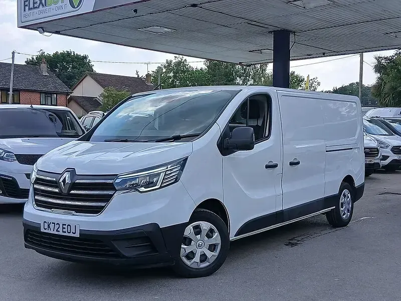 Used Renault Trafic Business 2022 White MPV