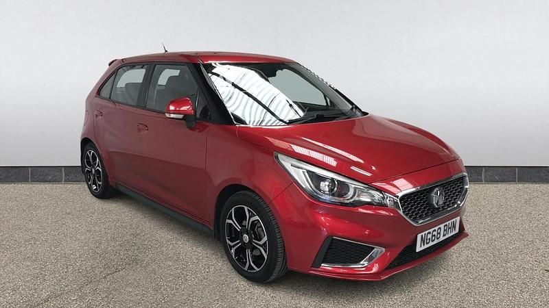 Used MG MG3 Exclusive 106 HP (77 kW) 2018 Red Hatchback