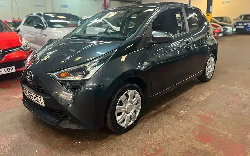 Used Toyota Aygo X-play 72 HP (52 kW) 2019 Grey Hatchback