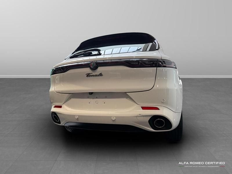 New Alfa Romeo Tonale 276 HP (202 kW) 2026 White SUV