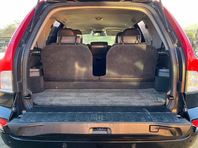 Used Volvo XC90 Executive 200 HP (147 kW) 2013 Black SUV