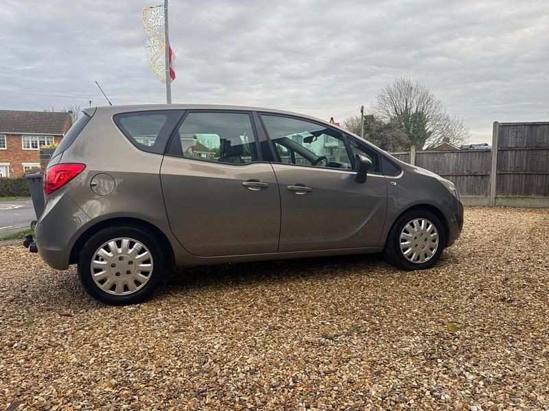 Used Vauxhall Meriva 2012 Brown MPV