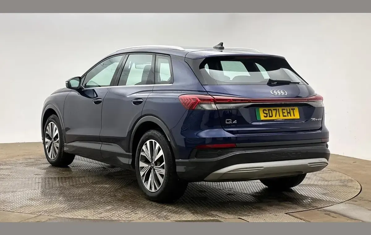 Used Audi Q4 e-tron Sport 125 kW (170 HP) 2021 Blue SUV